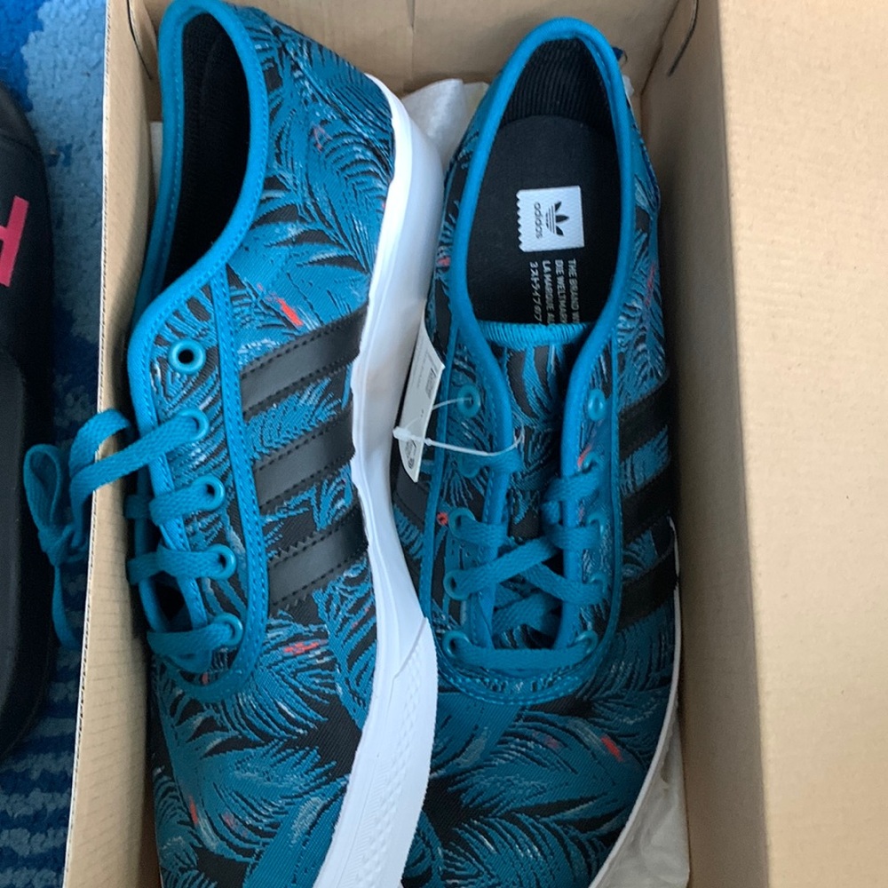 Adidas nwt shoes adi-ease